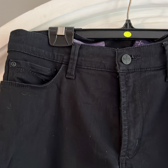 NYDJ Dayla wide cuff capri in black - Picture 3 of 11